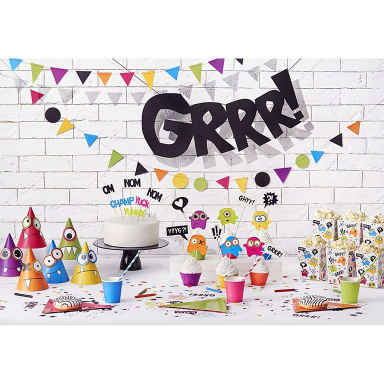 monsteres party csákó 