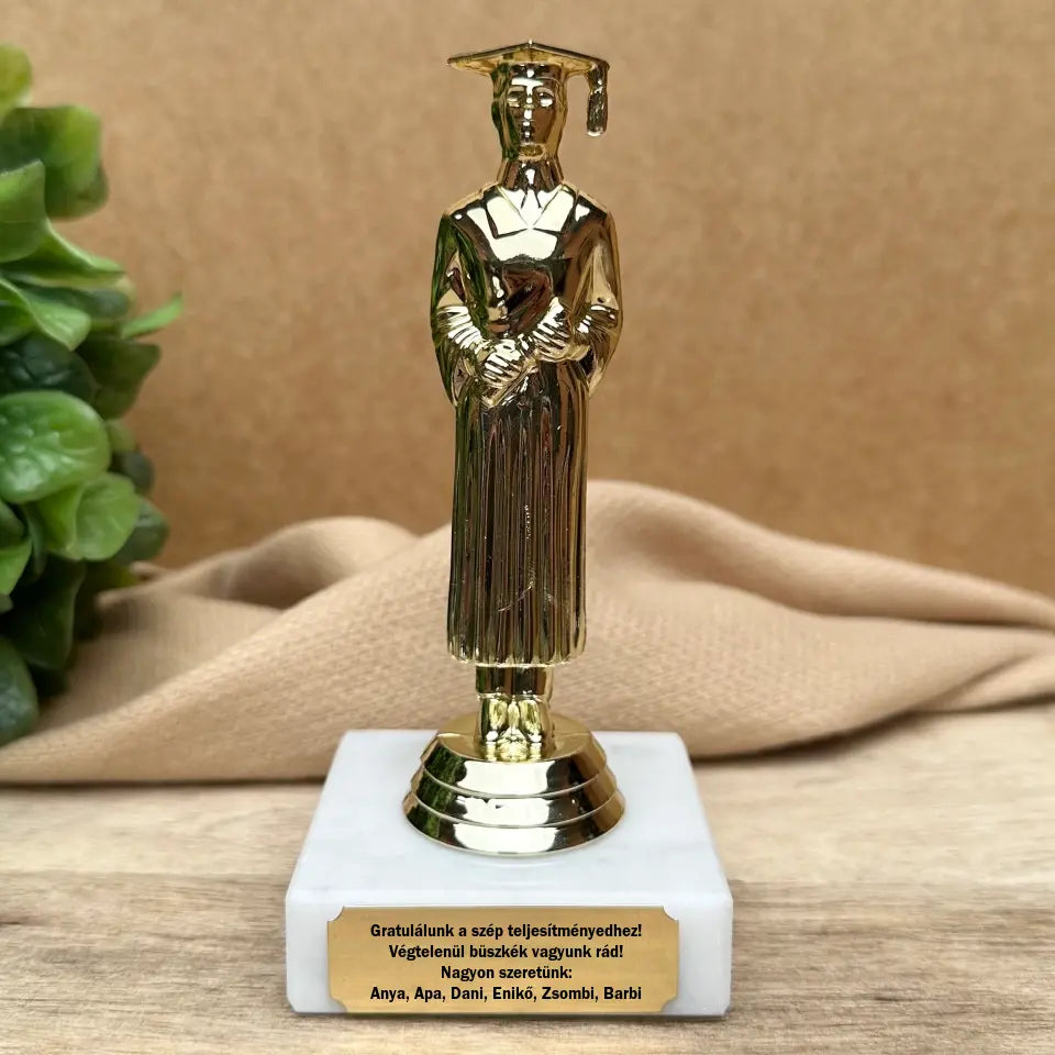 Diplomaosztó ajándék férfiaknak gravírozással