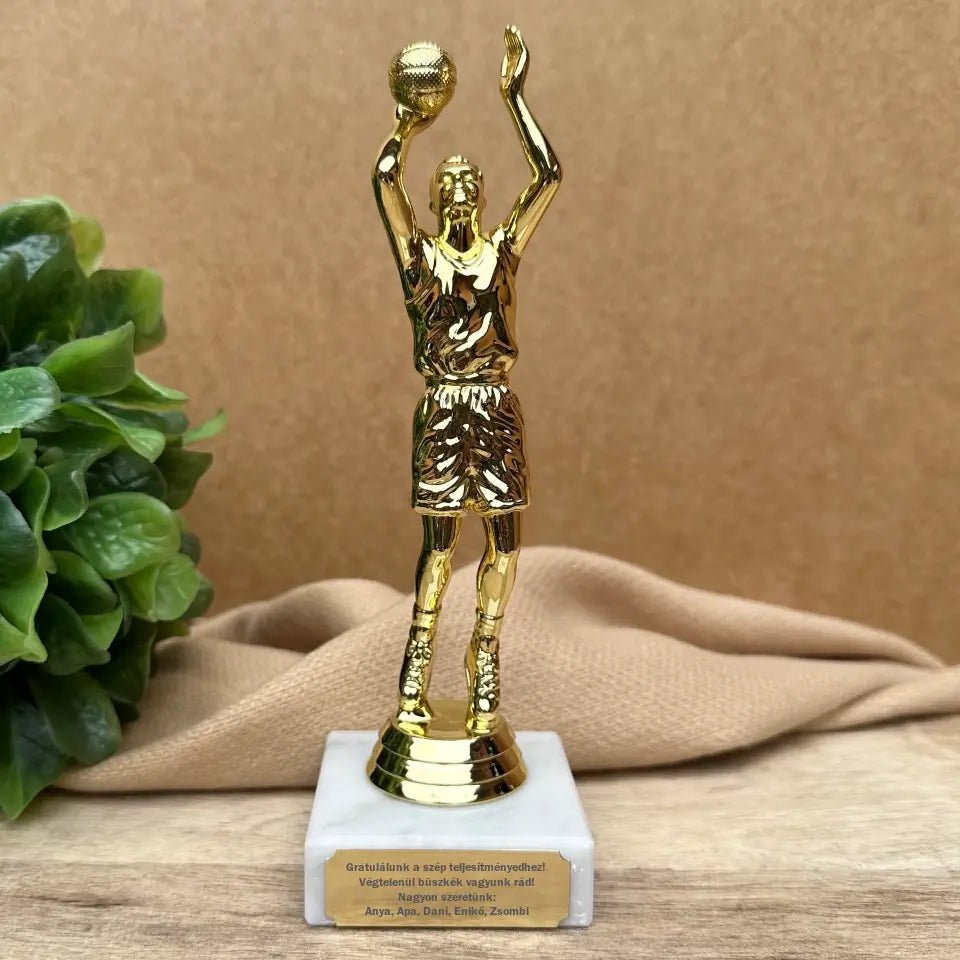 Kosaras ajándék szobor gravírozással