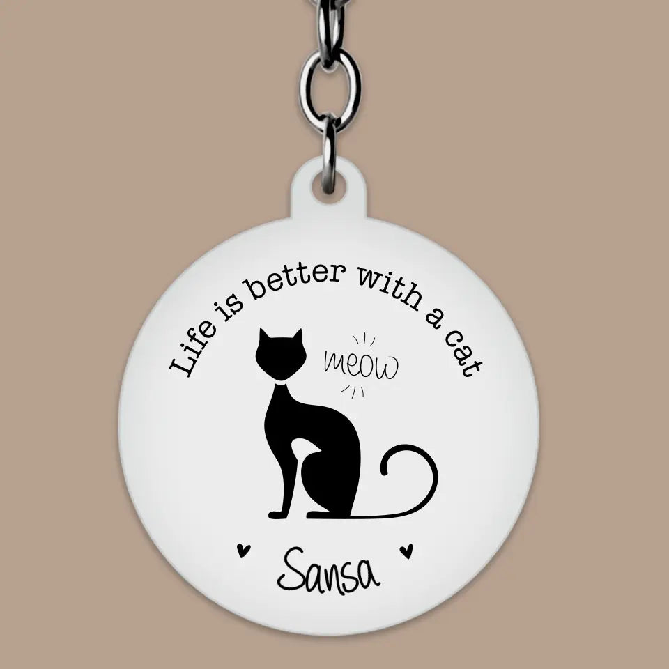 Cicás ajándék kulcstartó gravírozással, life is better