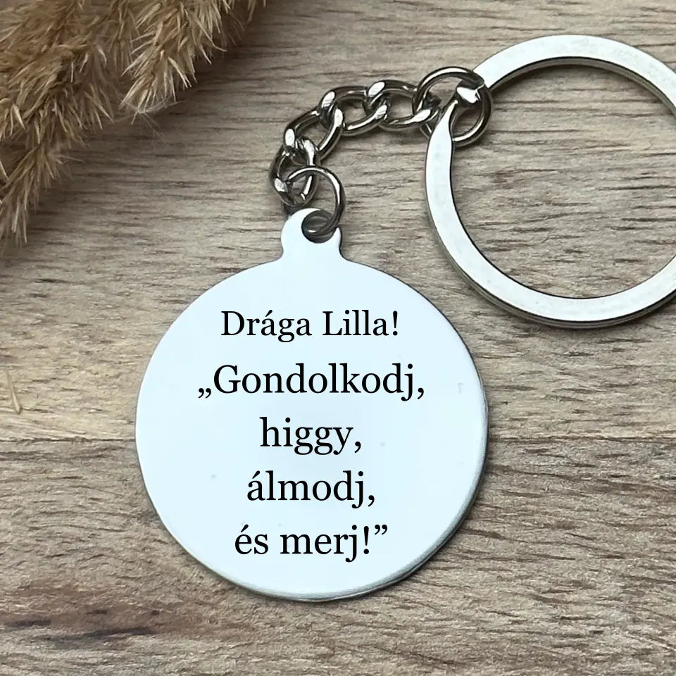 Biztató ballagási kulcstartó, gravírozott ajándék