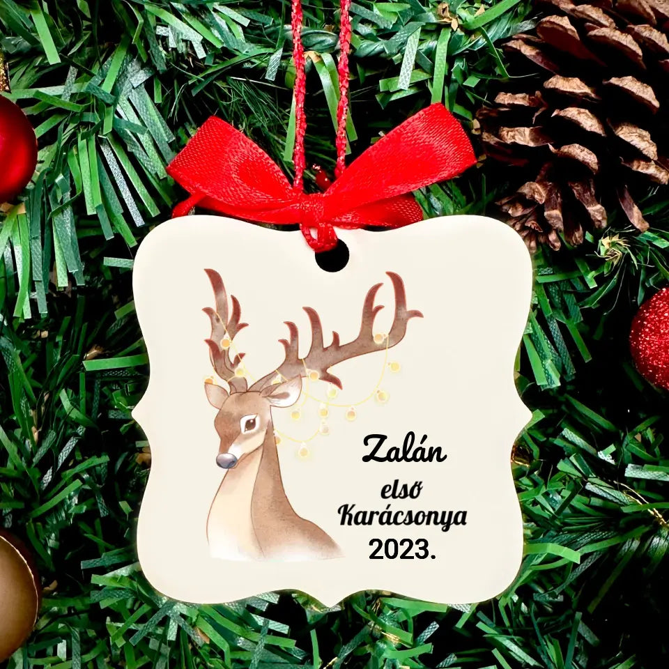 Csodaszarvasos ünnepi dísz a gyermeked nevével