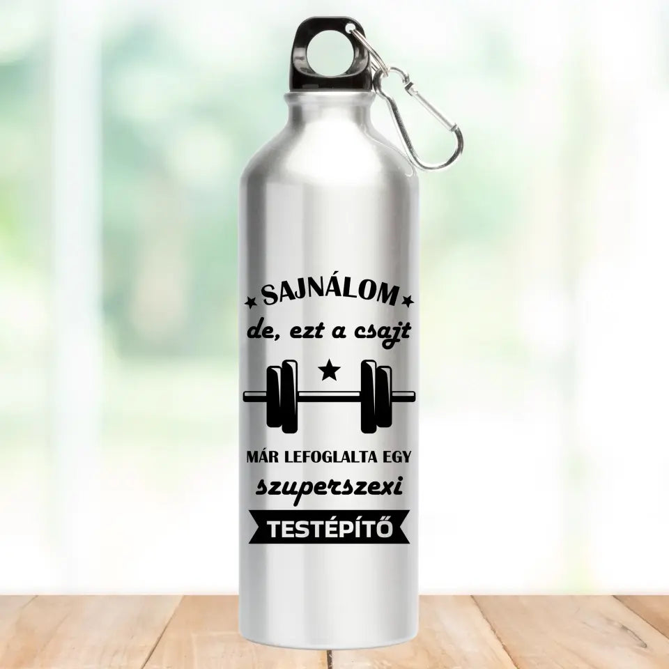 Szuperszexi edzős kulacs testépítő lányoknak