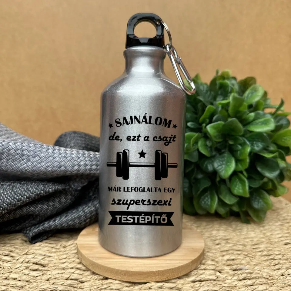 Szuperszexi edzős kulacs