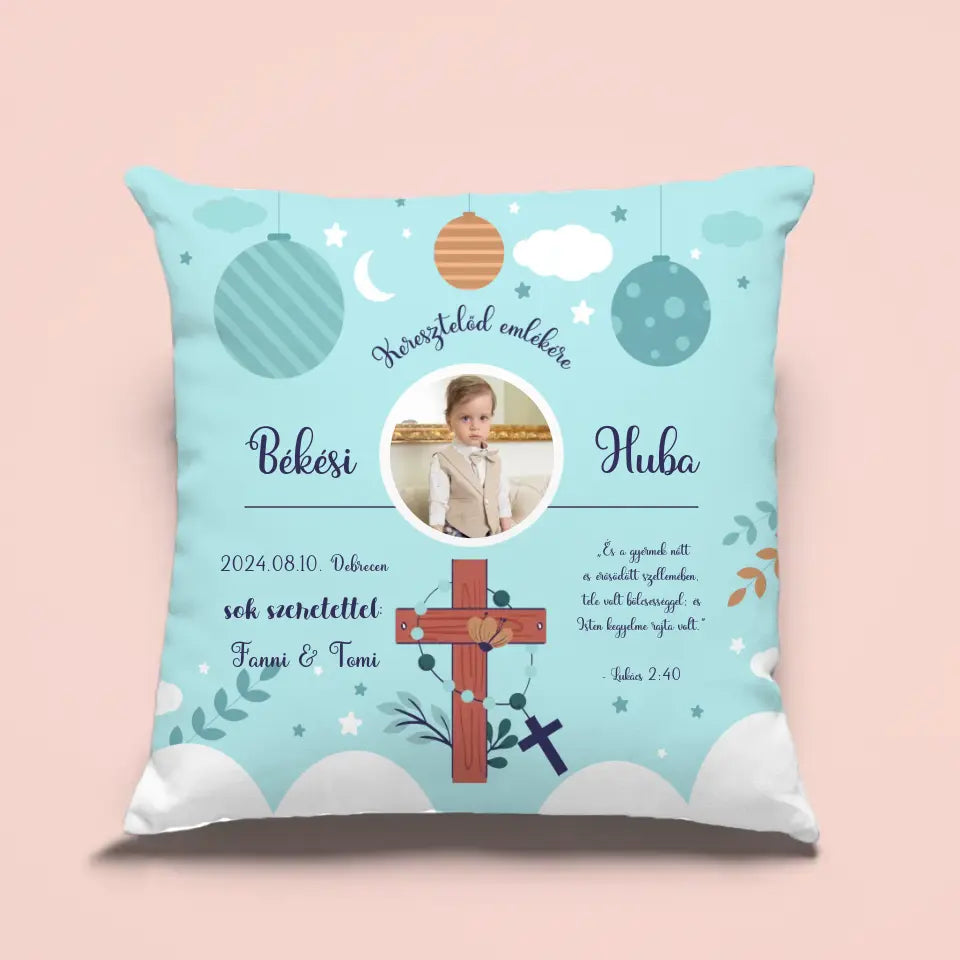 Keresztelő ajándék kisfiúnak - fényképes párna