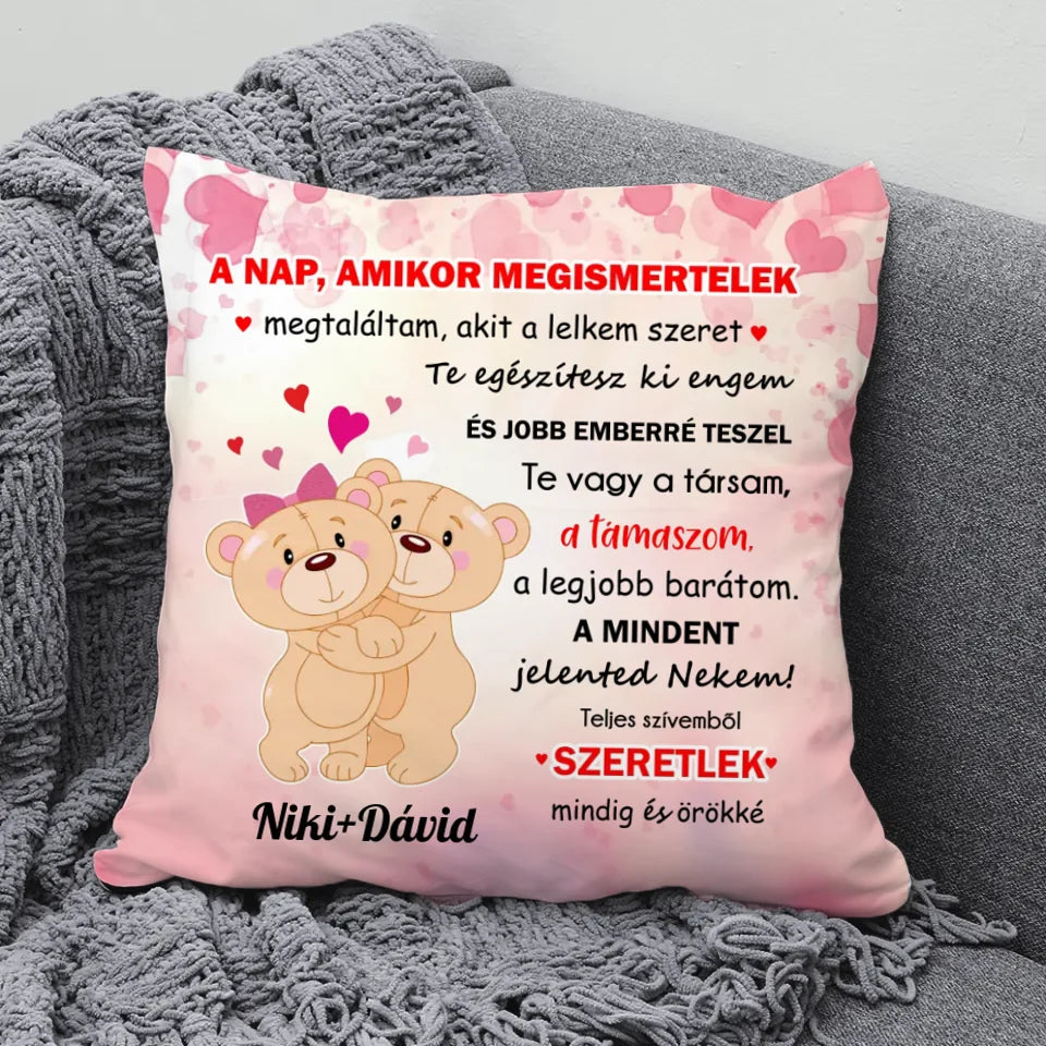 Pernă ursuleț de pluș de Ziua Îndrăgostiților