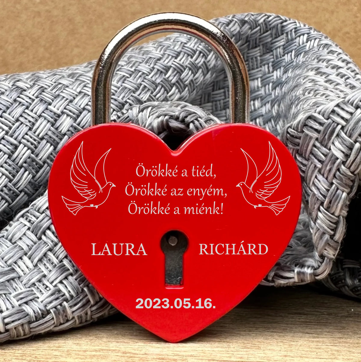 Lacăt de dragoste cu gravură