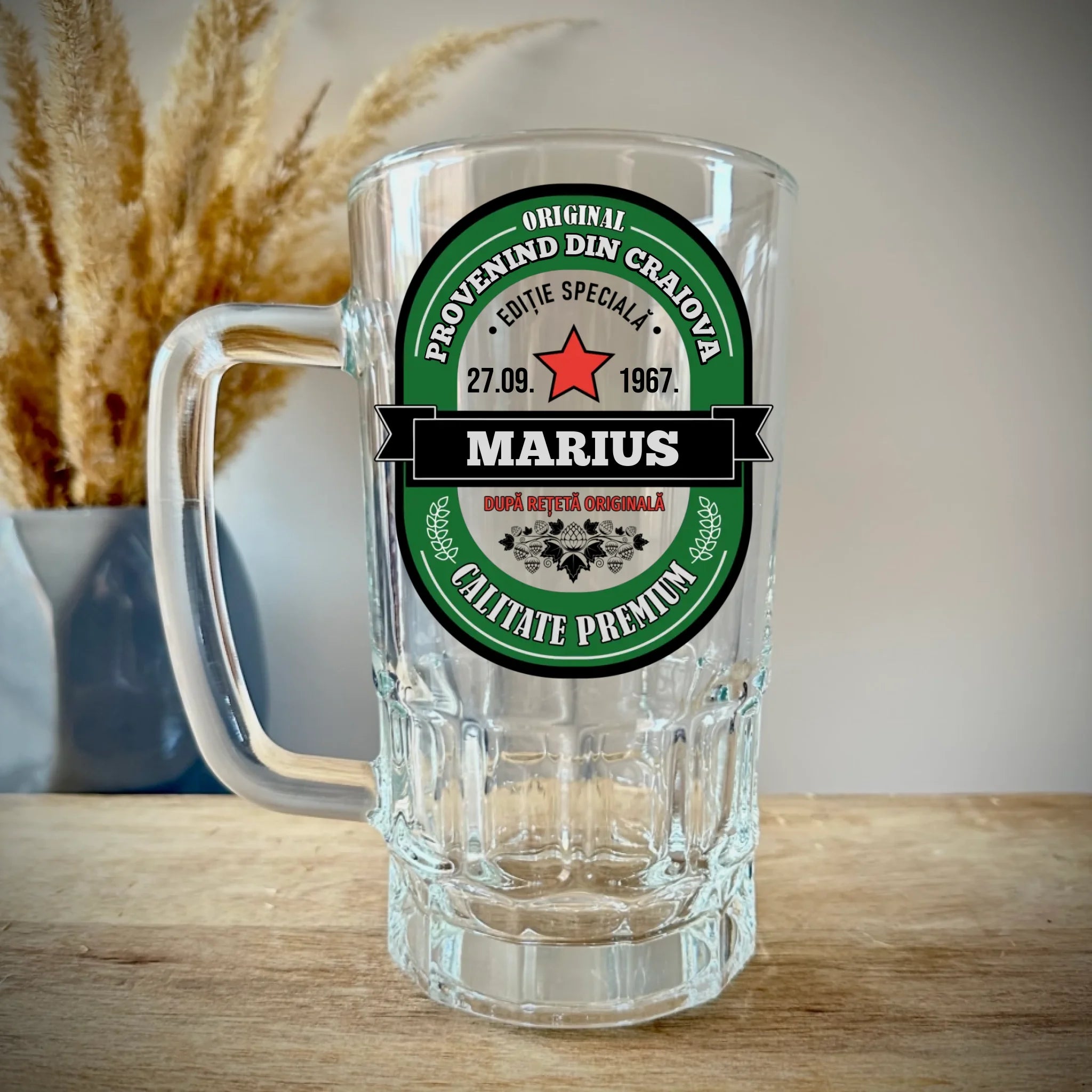 Halba din sticlă cu nume