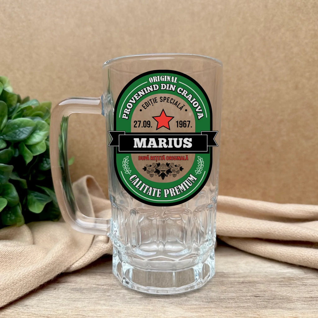 Halba din sticlă cu nume