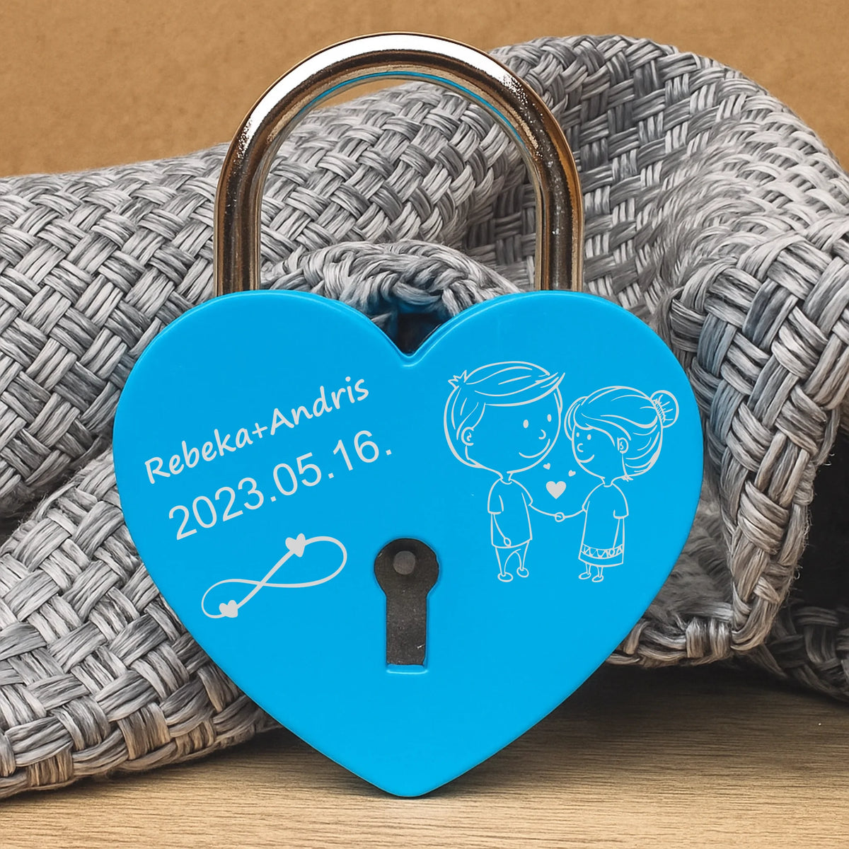 Kék szív lakat