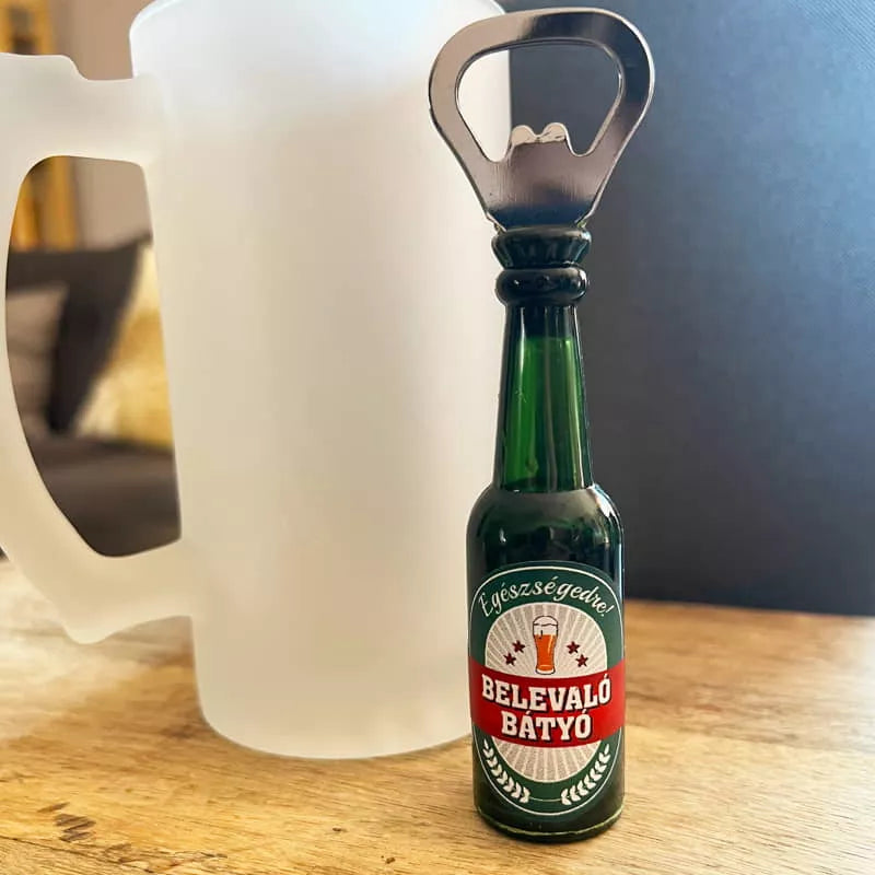 Mágneses sörnyitó fiú testvérnek