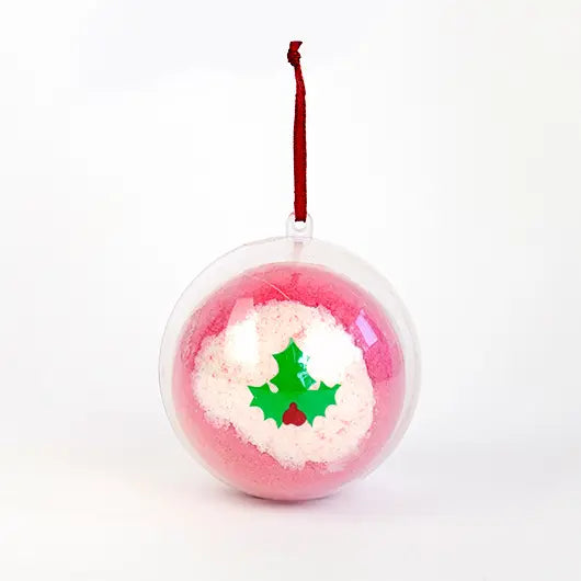 Ünnepi hangulatú, rózsaszínes fürdőgolyó, remek ajándék egy karácsony imádó nőcinek. Éld át a karácsonyi hangulatot fürdőzés közben!